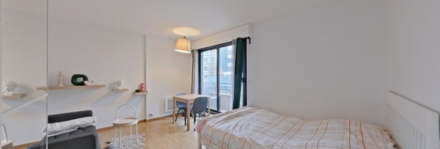 Appartement 1 Pièce 28 m² à louer à Paris 15 (75015)