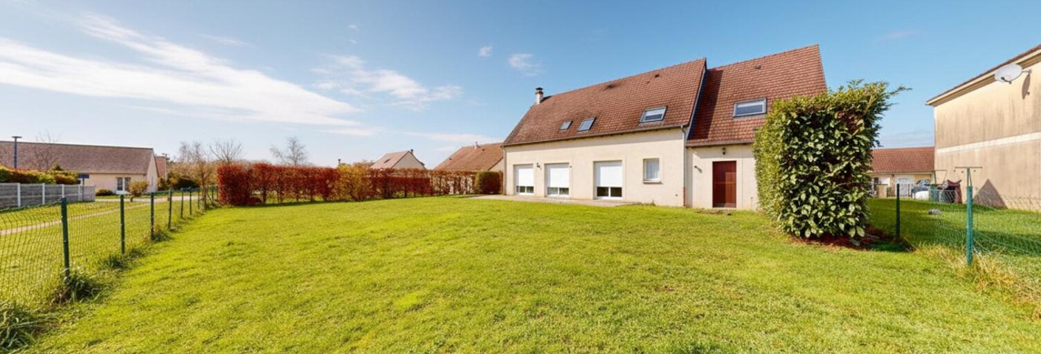 Maison 6 Pièces 196 m² à louer à Villefargeau (89240)