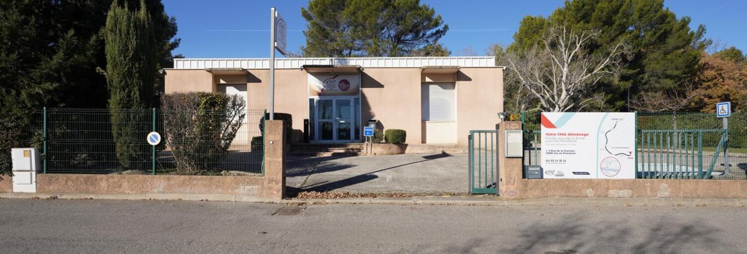 Immeuble  318 m² à vendre à Venelles (13770)