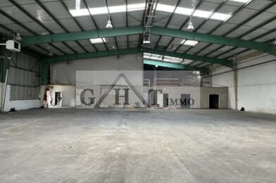 Local industriel  9064 €