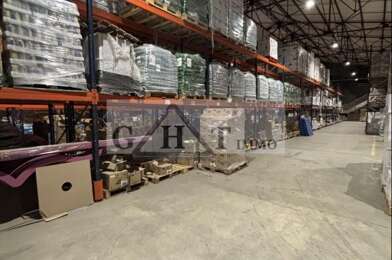 Local industriel  64690 €