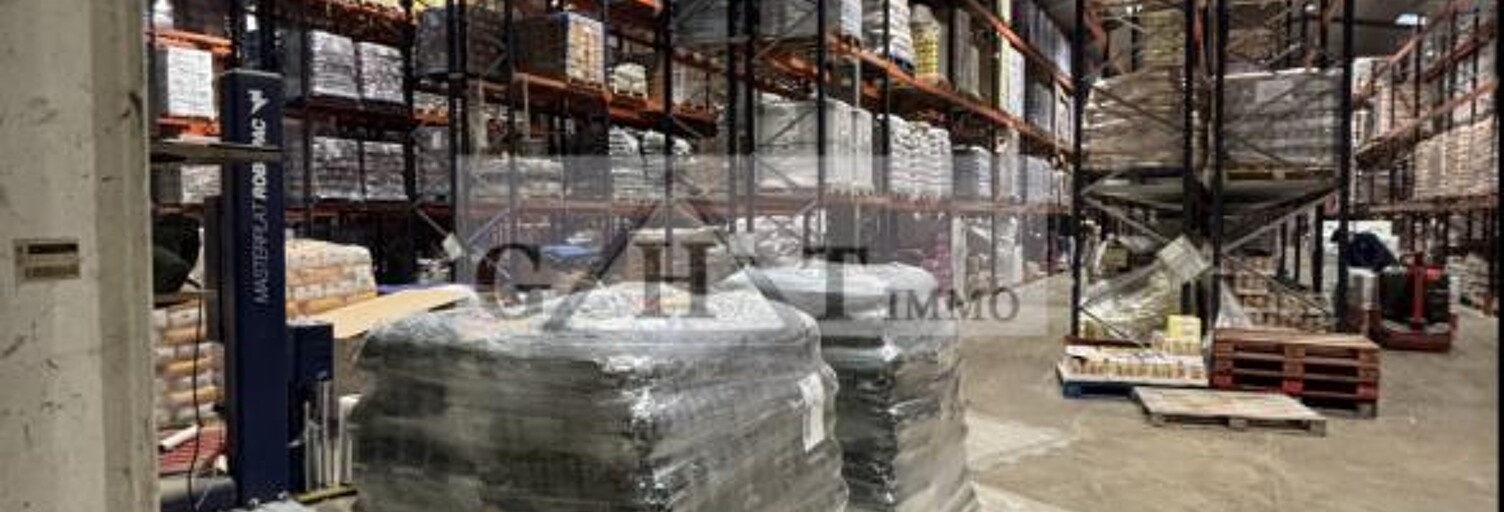 Local industriel  2051 m² à louer à Villeneuve-la-Garenne (92390)