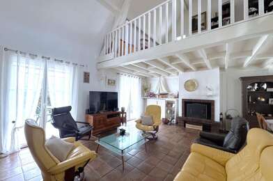 Maison 8 pièces 599000 €