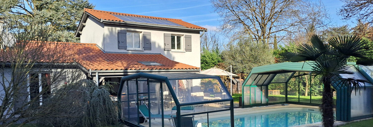 Maison 5 Pièces 120 m² à vendre à Cailloux-sur-Fontaines (69270)