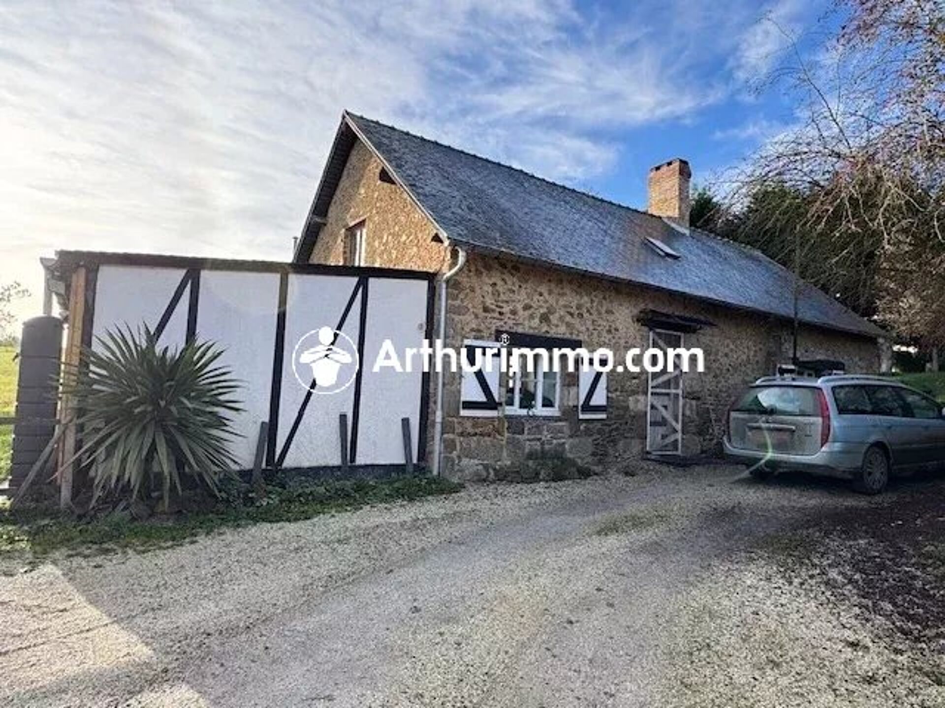 Maison 4 pièces 132 m² · à Sainte-Marie-du-Bois · 132 m² · 134 500 €