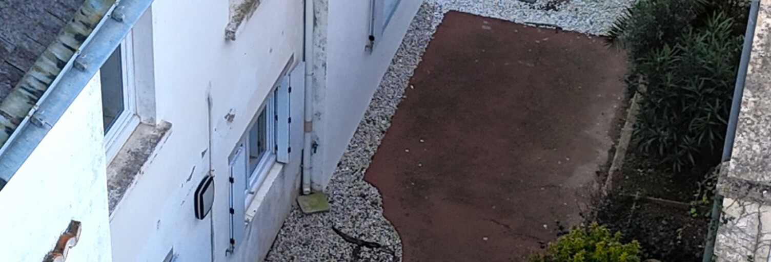 Maison 8 Pièces 170 m² à vendre à Coëx (85220)