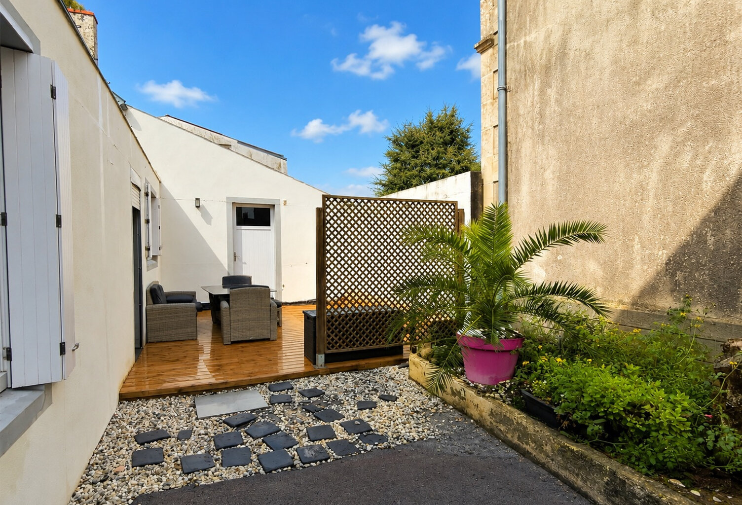Grande Maison de Ville avec studio indépendant loué - 170m2 — photo 1