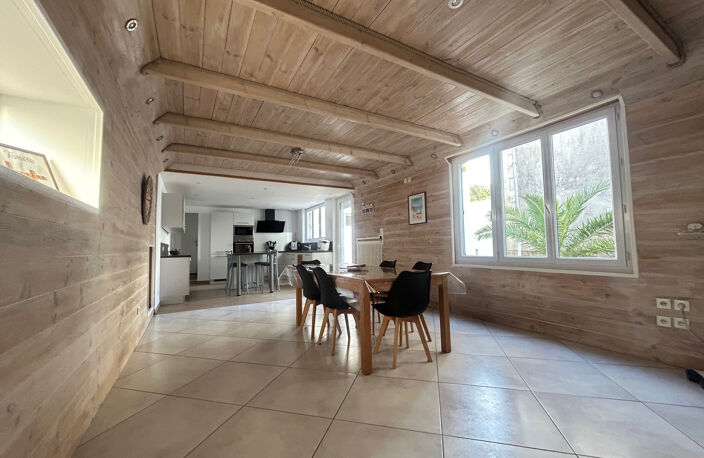 Grande Maison de Ville avec studio indépendant loué - 170m2 — photo 4