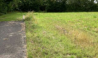 Terrain  923 m² à vendre à Sury-ès-Bois (18260)