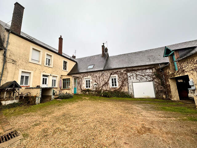 Rare. Immeuble de rapport à deux pas du centre-ville. 10 pièce(s) 305 m2 — photo du bien