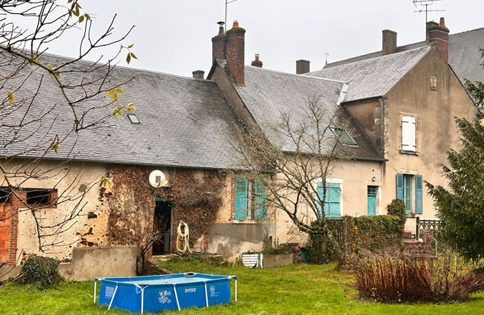 Rare. Immeuble de rapport à deux pas du centre-ville. 10 pièce(s) 305 m2 — photo 2