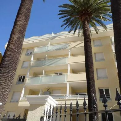 Appartement 2 pièces 900 €