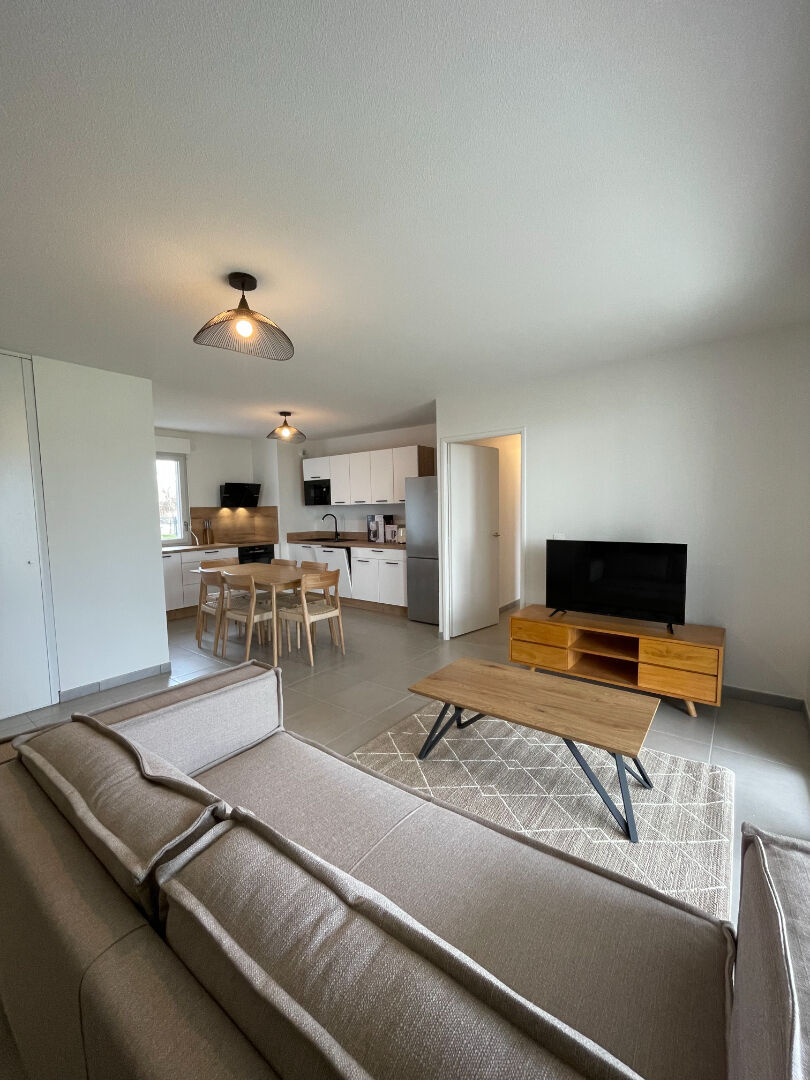 Appartement  T4 à louer Lons 64140