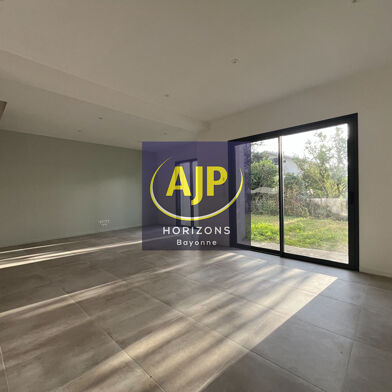 Maison 5 pièces 479000 €