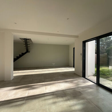 Maison 5 pièces 479000 €
