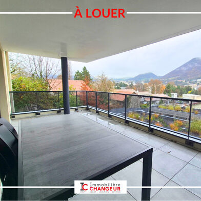 Appartement 3 pièces 980 €