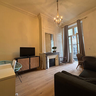 Appartement 2 pièces 977 €