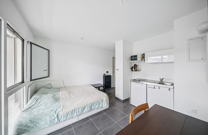 VILLEURBANNE - LA DOUA - INVESTISSEMENT LOCATIF STUDIO — photo 2