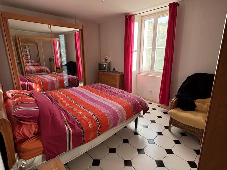 A vendre - Immeuble de rapport 265 m2 à Meyrannes — photo 1