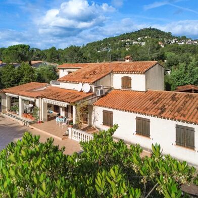 Maison 7 pièces 1050000 €