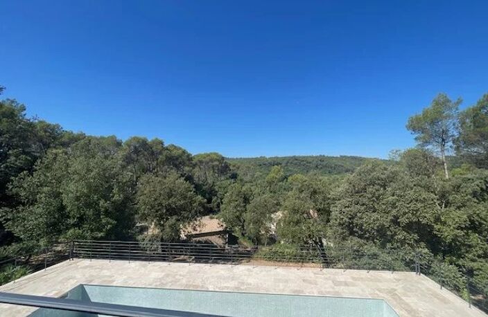 VILLA RESTAURÉE DE 153 M² – VUE DOMINANTE PLEIN SUD – CALME ABSOLU — photo 2
