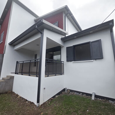 Maison 4 pièces 1590 €