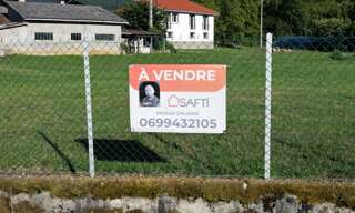 Terrain  1380 m² à vendre à Voiron (38500)