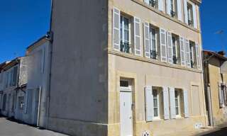 Maison 6 Pièces 170 m² à vendre à Saint-Jean-d'Angély (17400)