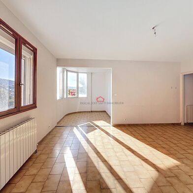 Appartement 3 pièces 230000 €
