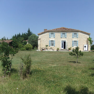 Maison 10 pièces 448000 €