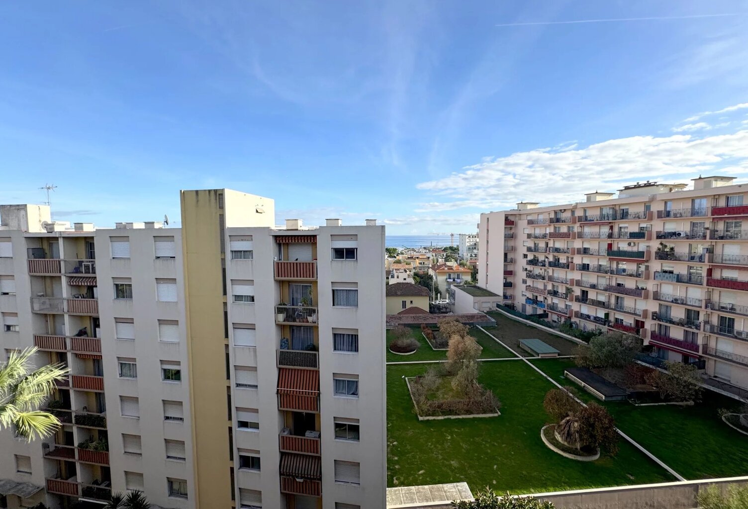 3 pièces - Terrasse - Garage — photo 1