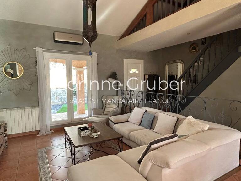 EXCLUSIVITÉ – Maison de type 4/5 de 112 m² avec garage et piscine — photo 1