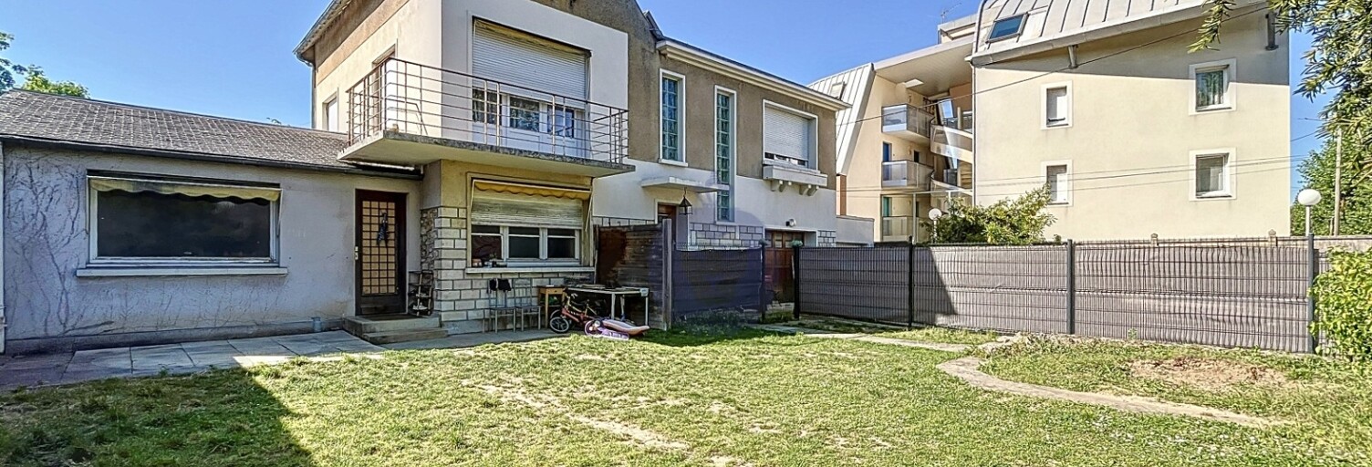 Immeuble  228 m² à vendre à Melun (77000)