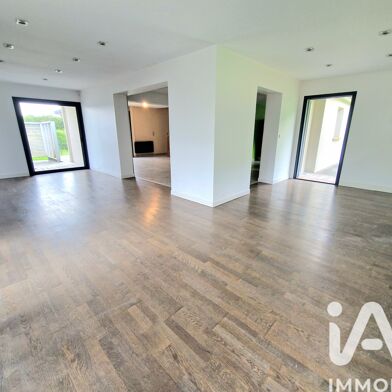 Maison 7 pièces 249500 €