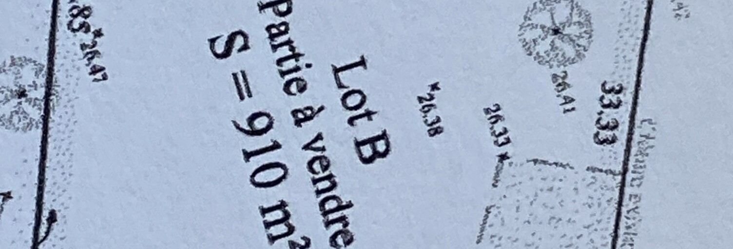 Terrain  910 m² à vendre à Saint-Selve (33650)