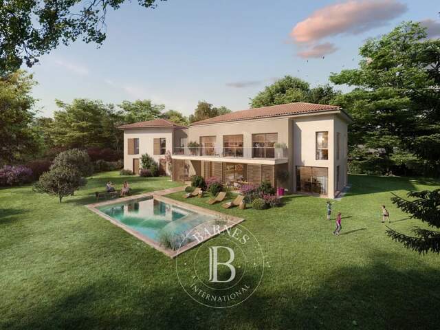Ecully - Projet de construction avec terrain plat constructible de 3677m² - Permis de Construire purgé de tout recours — photo du bien