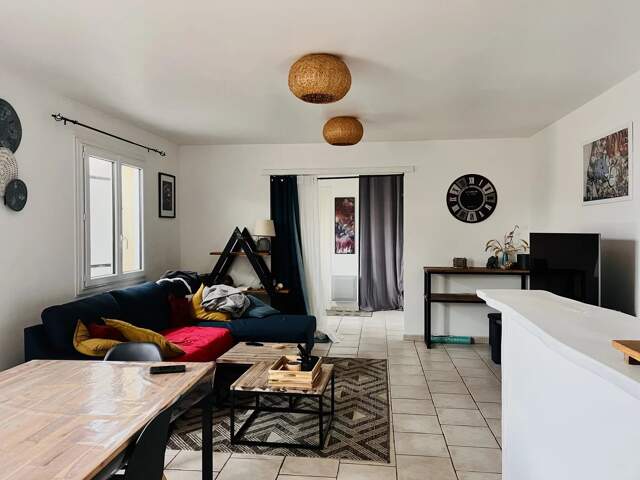 Maison à louer  - 75.19 m² - SANSAIS — photo du bien