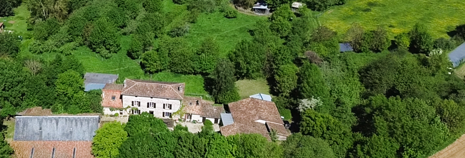 Maison 20 Pièces 630 m² à vendre à Saint-Germier (79340)