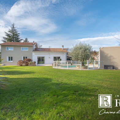 Maison 6 pièces 599000 €