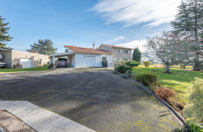 MAISON CONTEMPORAINE - 5 CH - 165 M2 + POOLHOUSE 88 M2 - SUR — photo 2