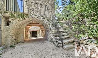 Maison 8 Pièces 300 m² à vendre à Entrechaux (84340)