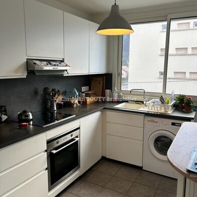Appartement 4 pièces 136000 €