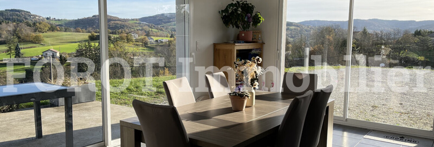 Maison  100 m² à louer à Vernoux-en-Vivarais (07240)