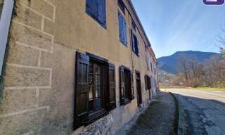 Maison 8 Pièces 244 m² à vendre à Tarascon-sur-Ariège (09400)