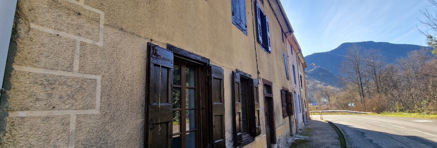 Maison 8 Pièces 244 m² à vendre à Tarascon-sur-Ariège (09400)