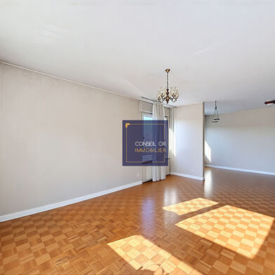 Appartement 5 pièces 210000 €