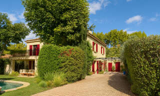 Maison 7 Pièces 202 m² à louer à Aix-en-Provence (13080)