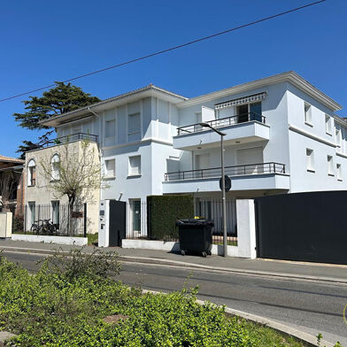 Appartement 4 pièces 498000 €