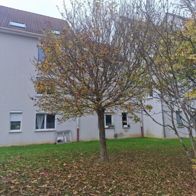 Appartement 2 pièces 810 €