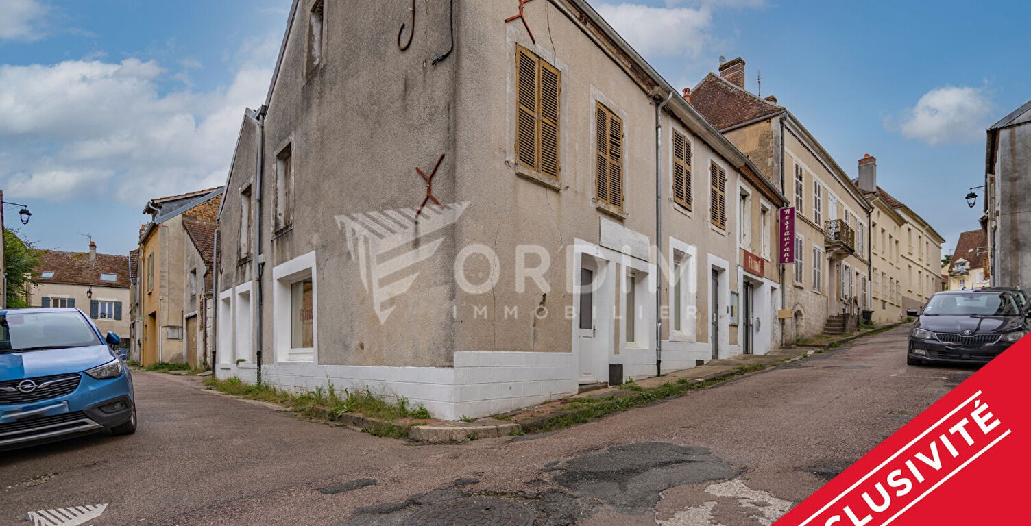 Murs Commerciaux Restaurant avec Dépendances - Centre de Saint-Sauveur-en-Puisaye — photo 1